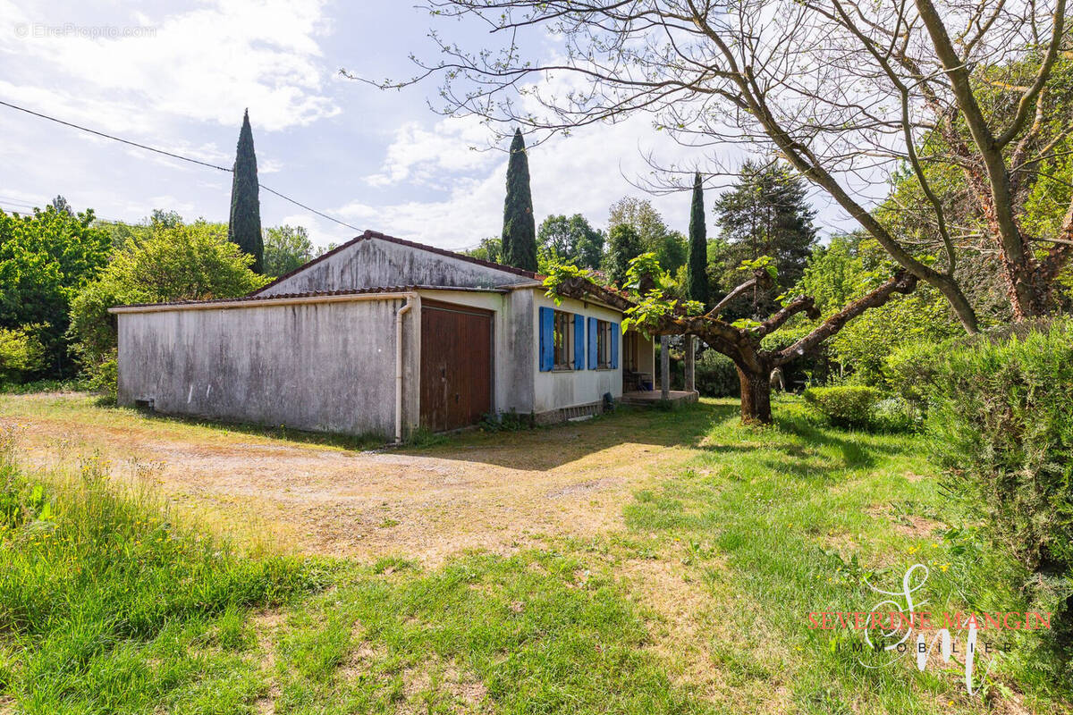 Maison à CHANTEMERLE-LES-BLES