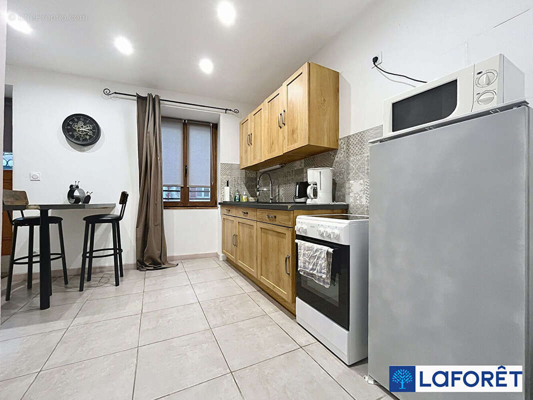 Maison à IS-SUR-TILLE