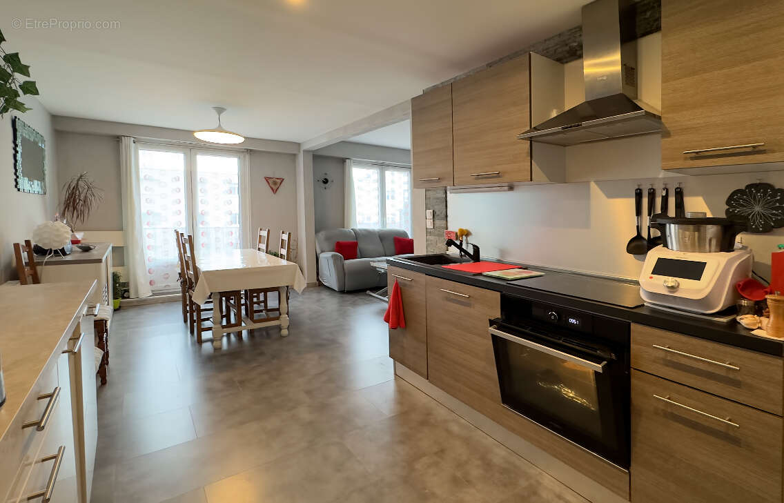 Appartement à LONS-LE-SAUNIER