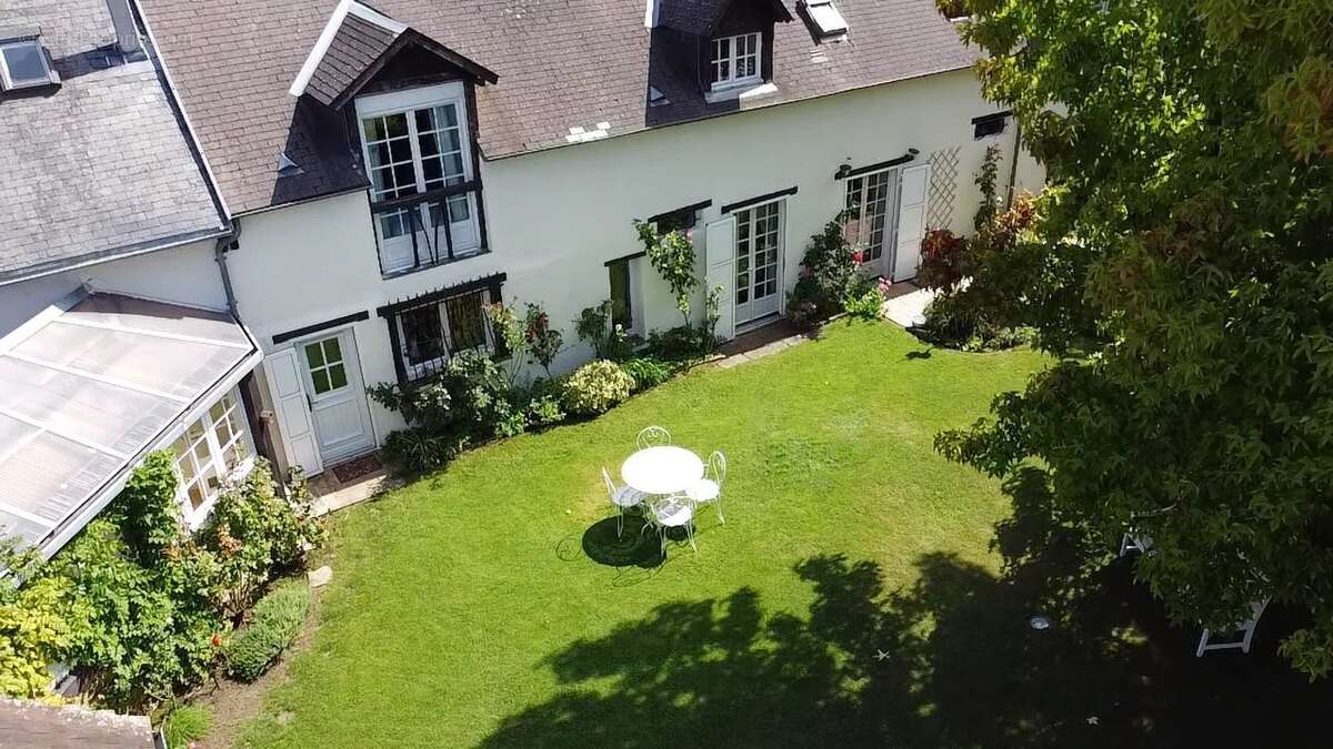 Maison à RAMBOUILLET