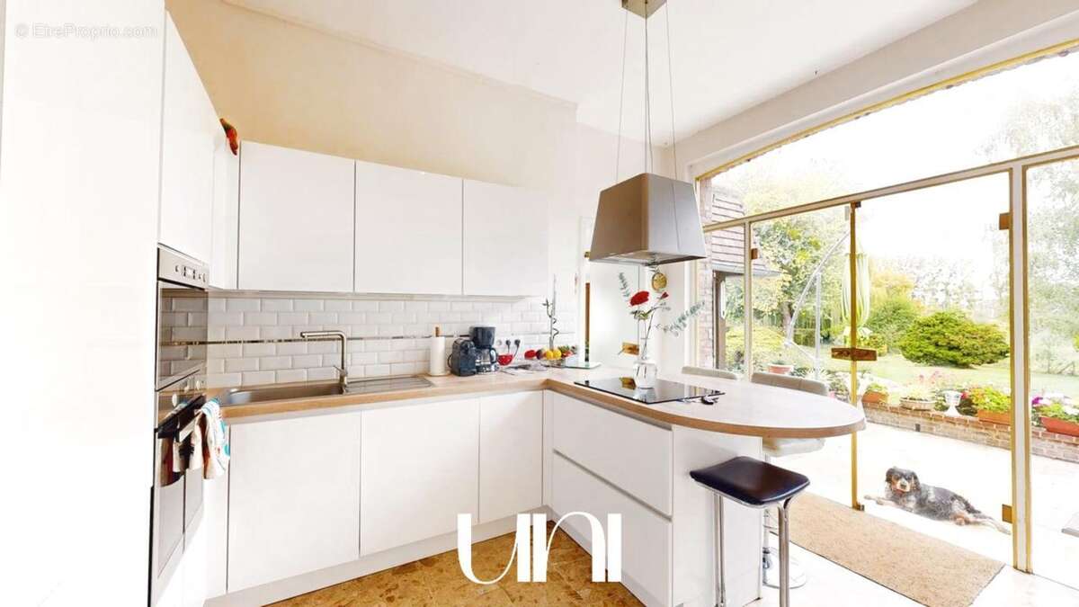 Maison à MEZIDON-CANON