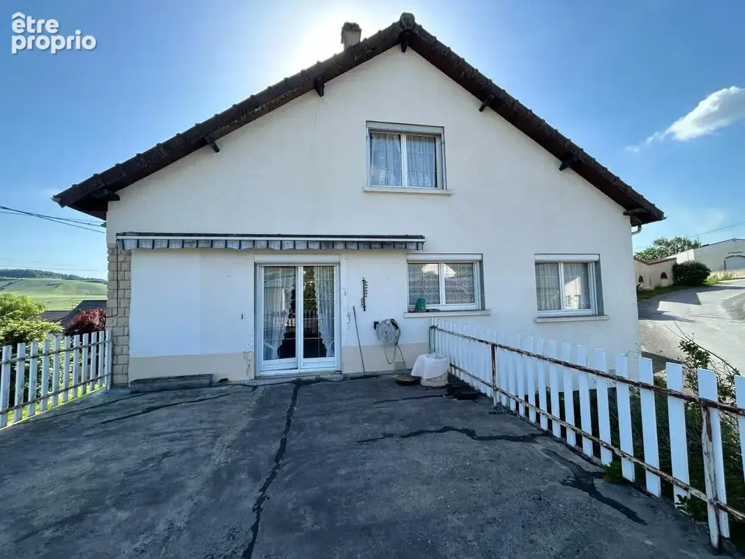 Maison à FESTIGNY
