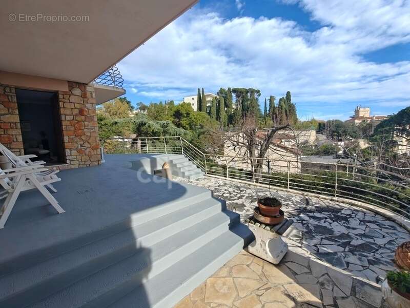 Maison à CANNES