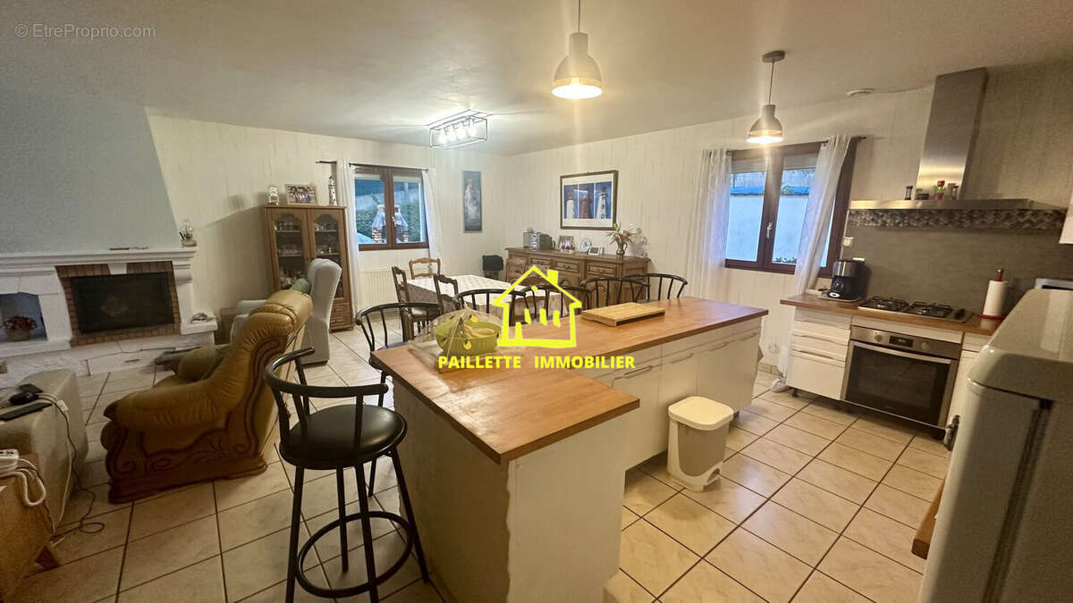 Maison à MONTIVILLIERS