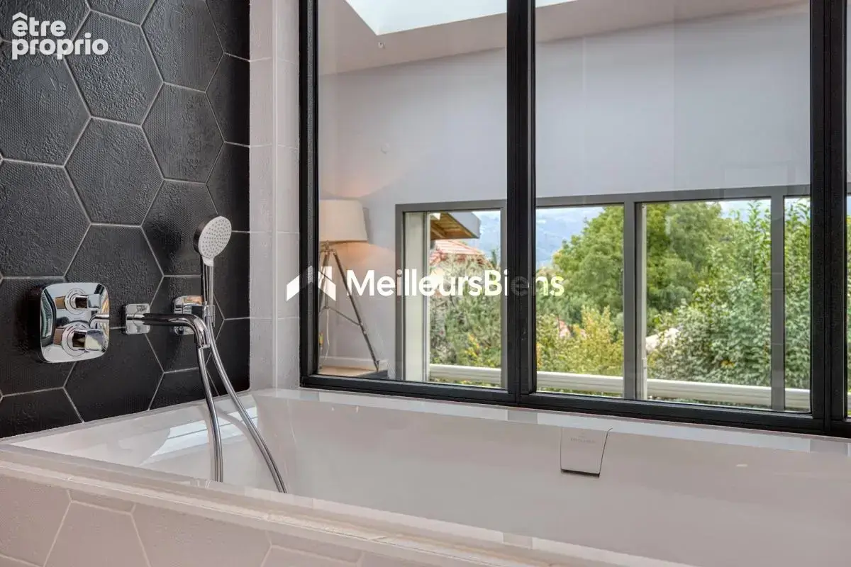 SAINT-JORIOZ, proche lac - Appartement T4 Duplex 139m2 - photo 22