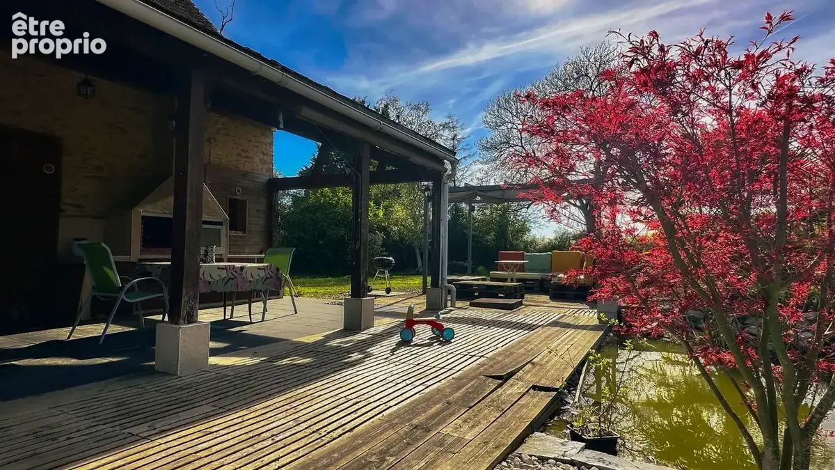 Maison T9 de 206 m2 avec jardin, cave, serre et garages - Courcebœufs - photo 11
