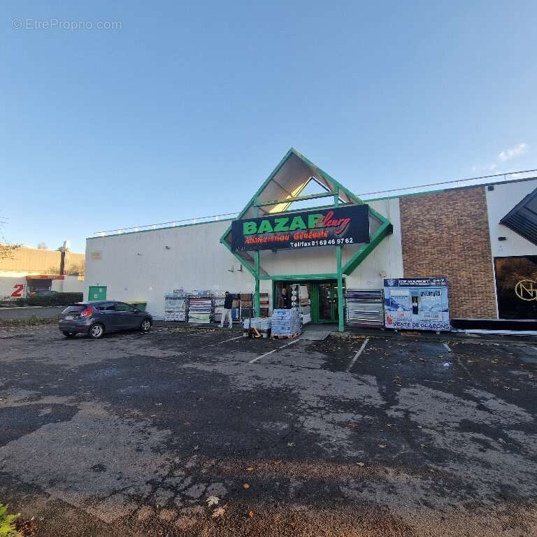 Commerce à FLEURY-MEROGIS