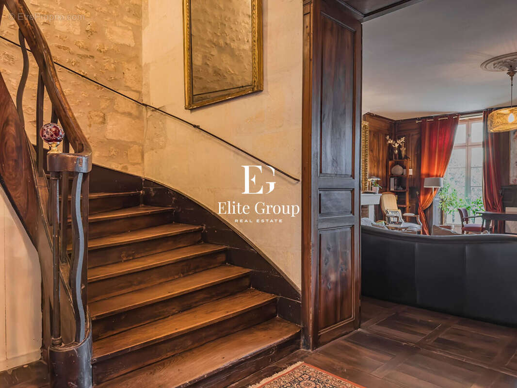 Maison à CHATEAUNEUF-SUR-CHARENTE