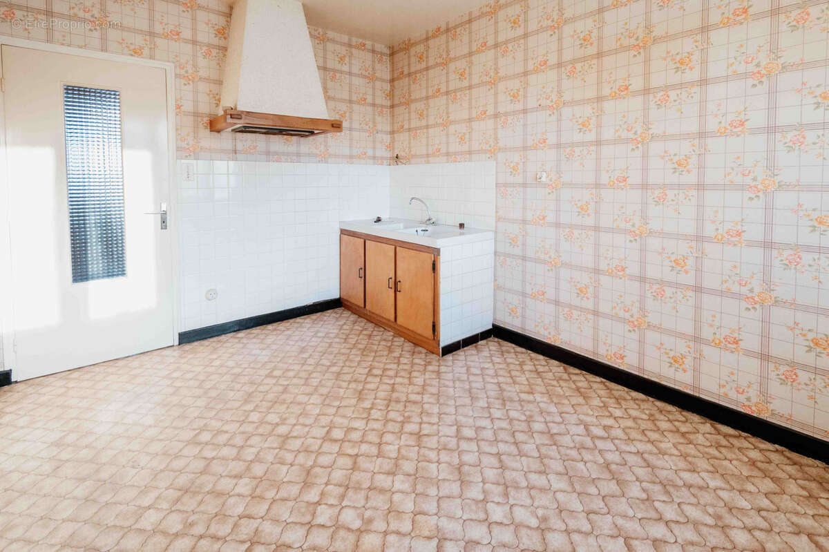 Maison à LA LONGEVILLE