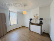 Appartement à COTIGNAC