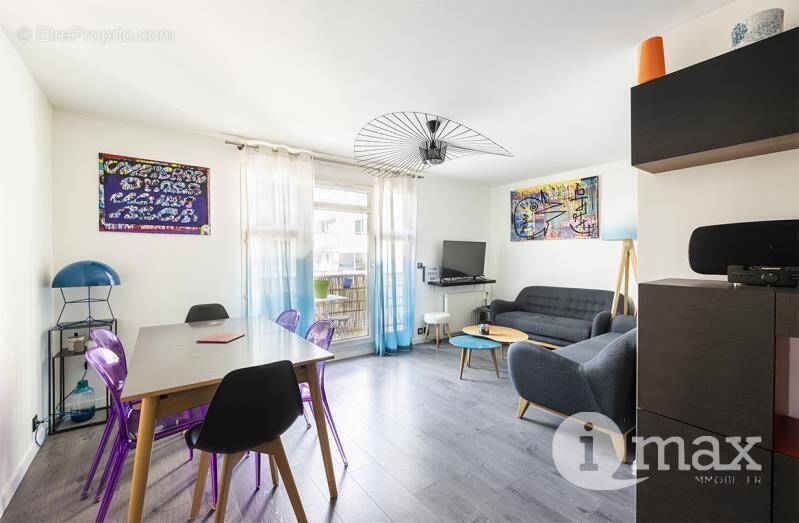 Appartement à LEVALLOIS-PERRET