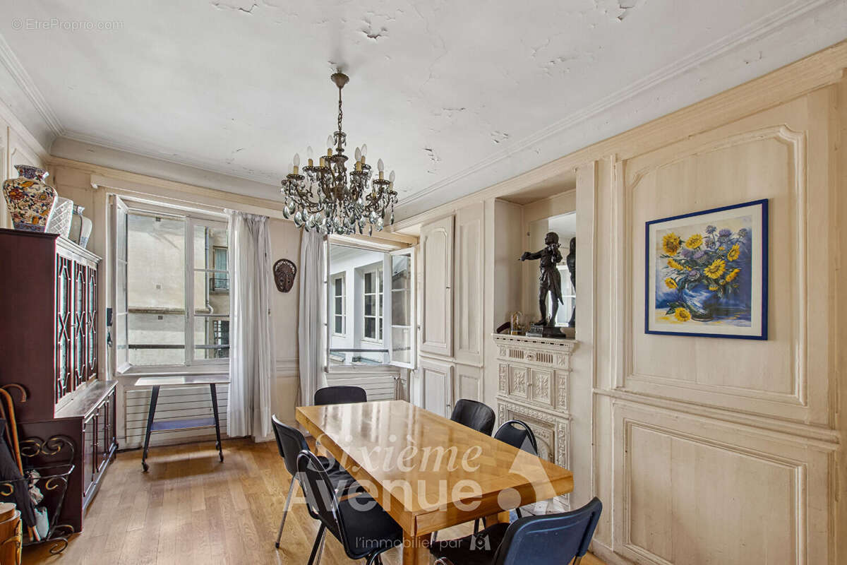 Appartement à PARIS-4E