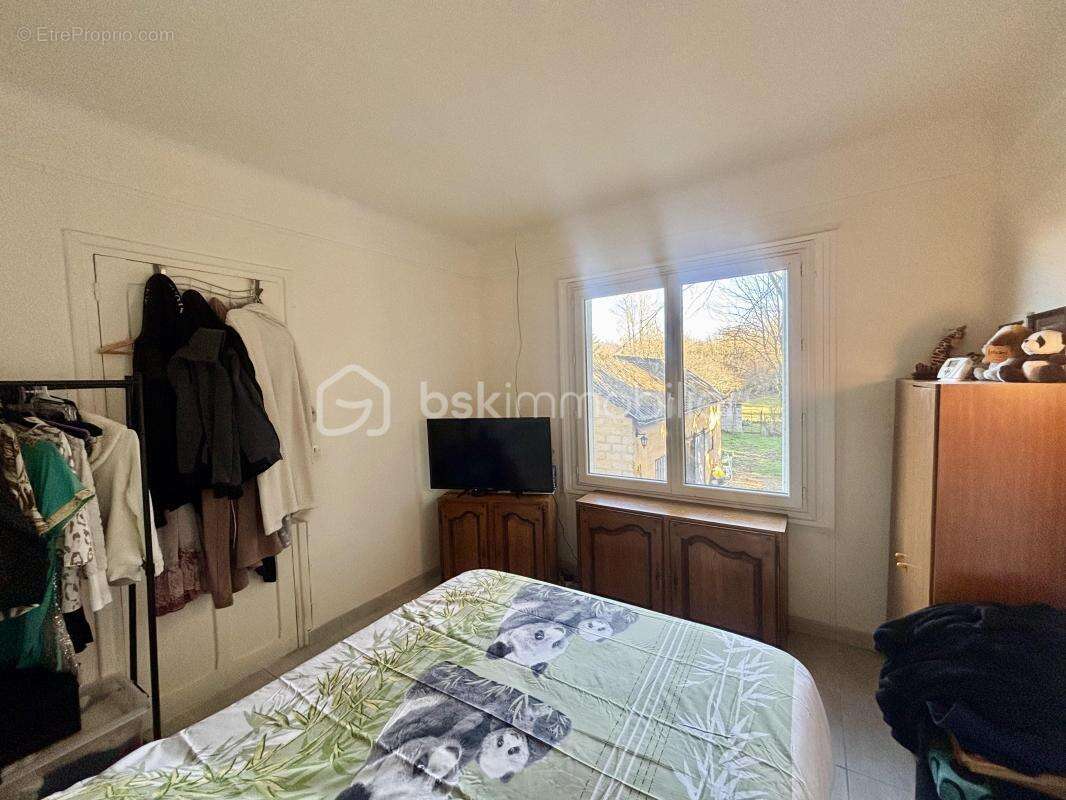  Noyen-sur-Seine – Maison 3 chambres, DPE D, sous-sol total et 2 131 m² de terrain - photo 8