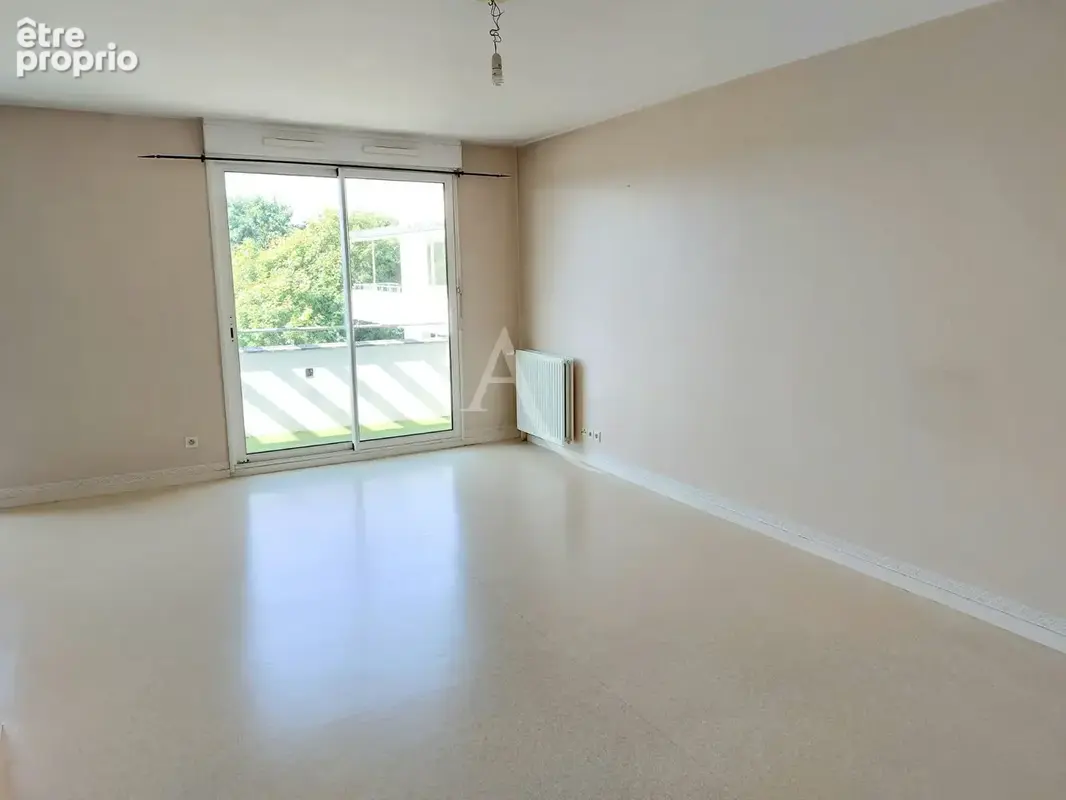 Appartement Carquefou / La Fleuriaye - T3 avec balcon & garage - photo 5