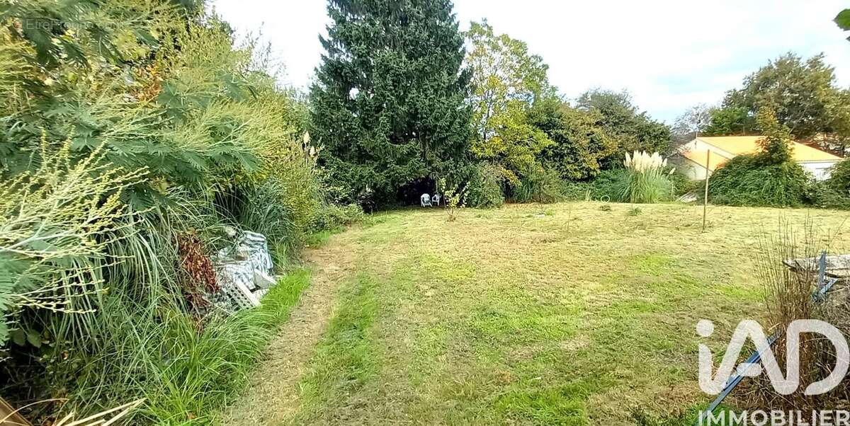 Photo 4 - Terrain à MARTINET