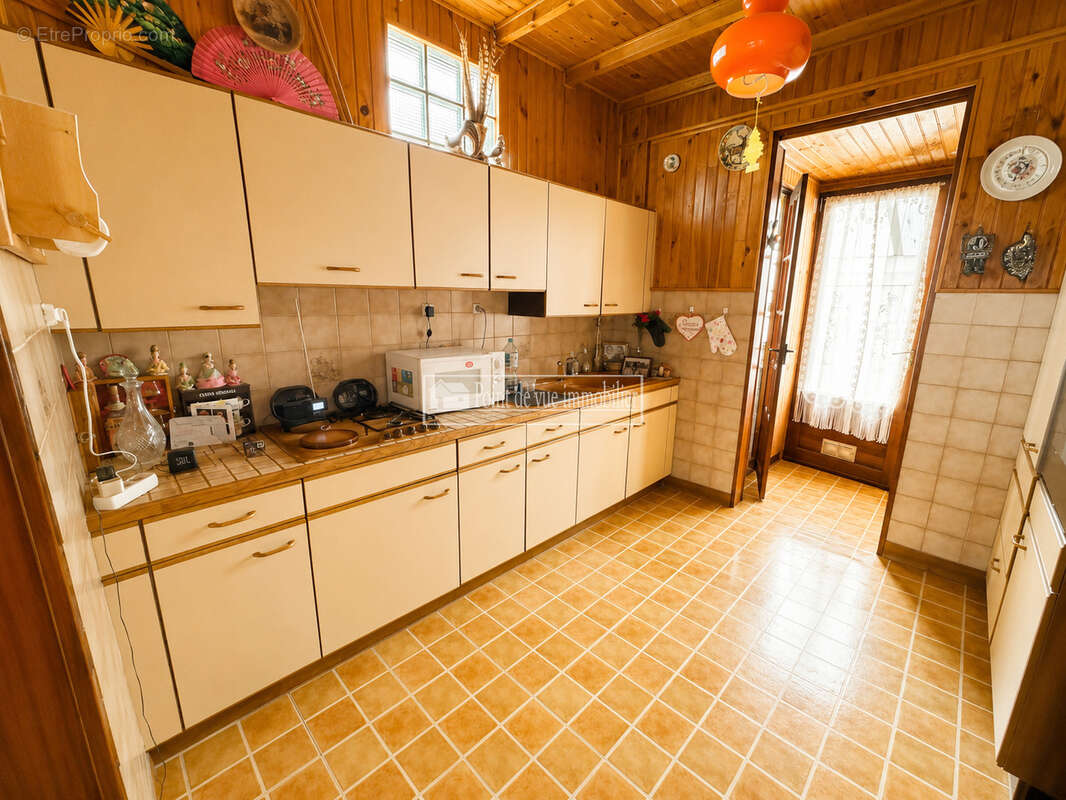 Maison individuelle 4 pièces de 100m2 sur 247m2 de terrain - photo 8