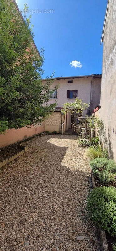 Maison à SAINT-GEORGES-D'ESPERANCHE