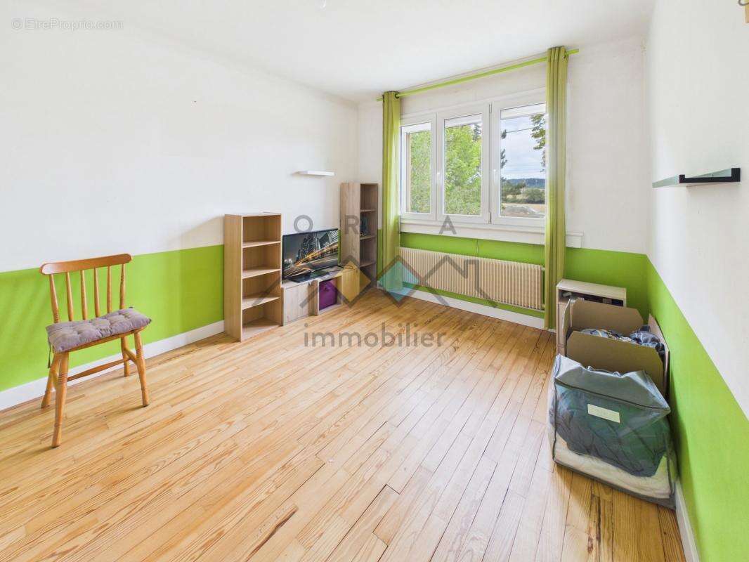Maison 117 m² à Delme  - photo 7