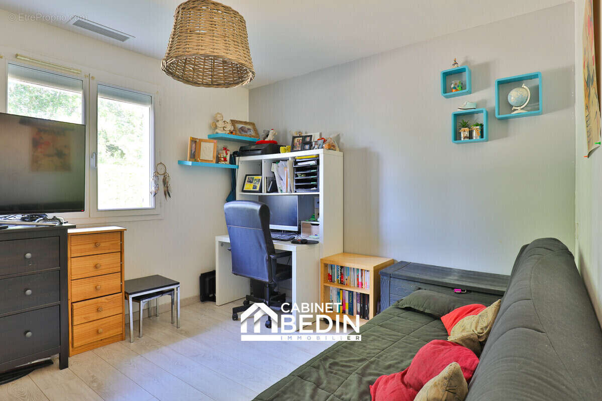 Maison 183 m² à Biganos  - photo 8