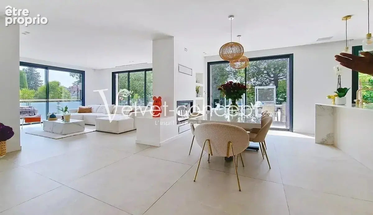 Photo Maison à Valbonne au prix de 1 995 000€