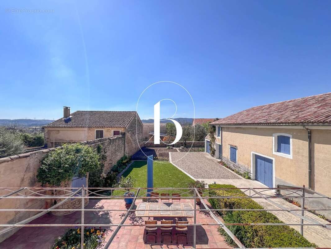 Maison à GOUDARGUES