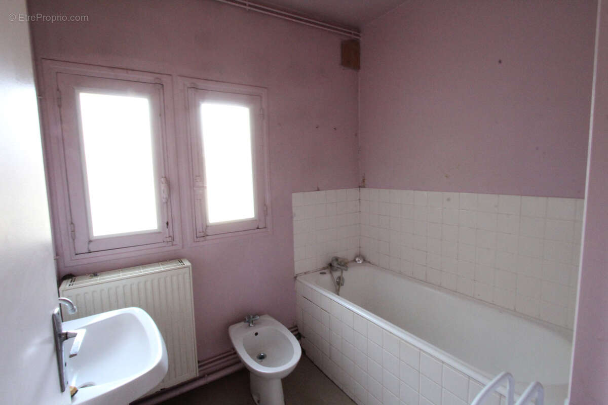 Appartement à LA CHARITE-SUR-LOIRE