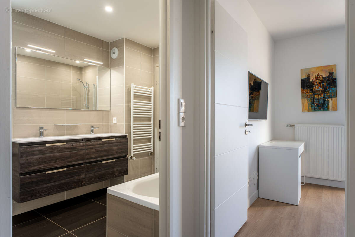 Appartement à FERNEY-VOLTAIRE