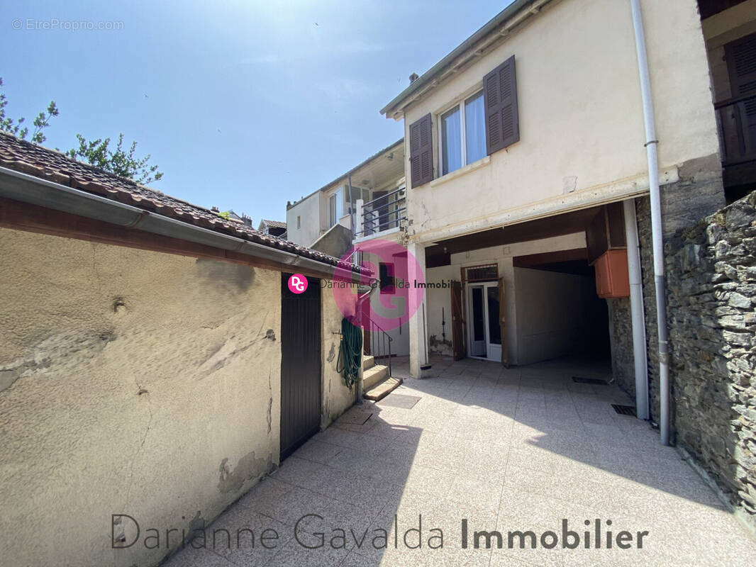 Appartement à DECAZEVILLE