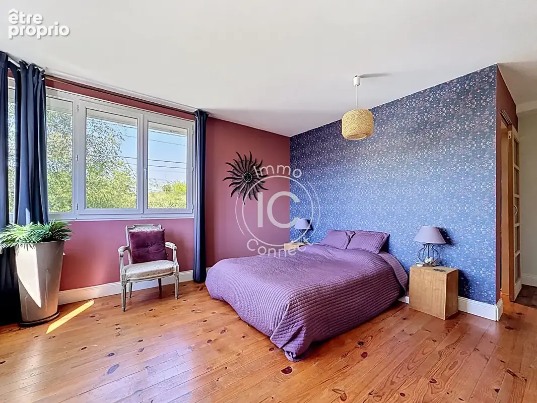 Chaleureuse maison de charme d'environ 150m² - photo 6