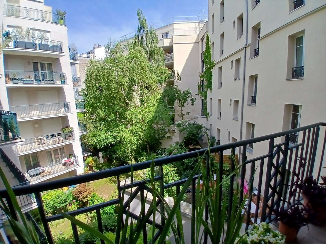 Appartement à PARIS-12E