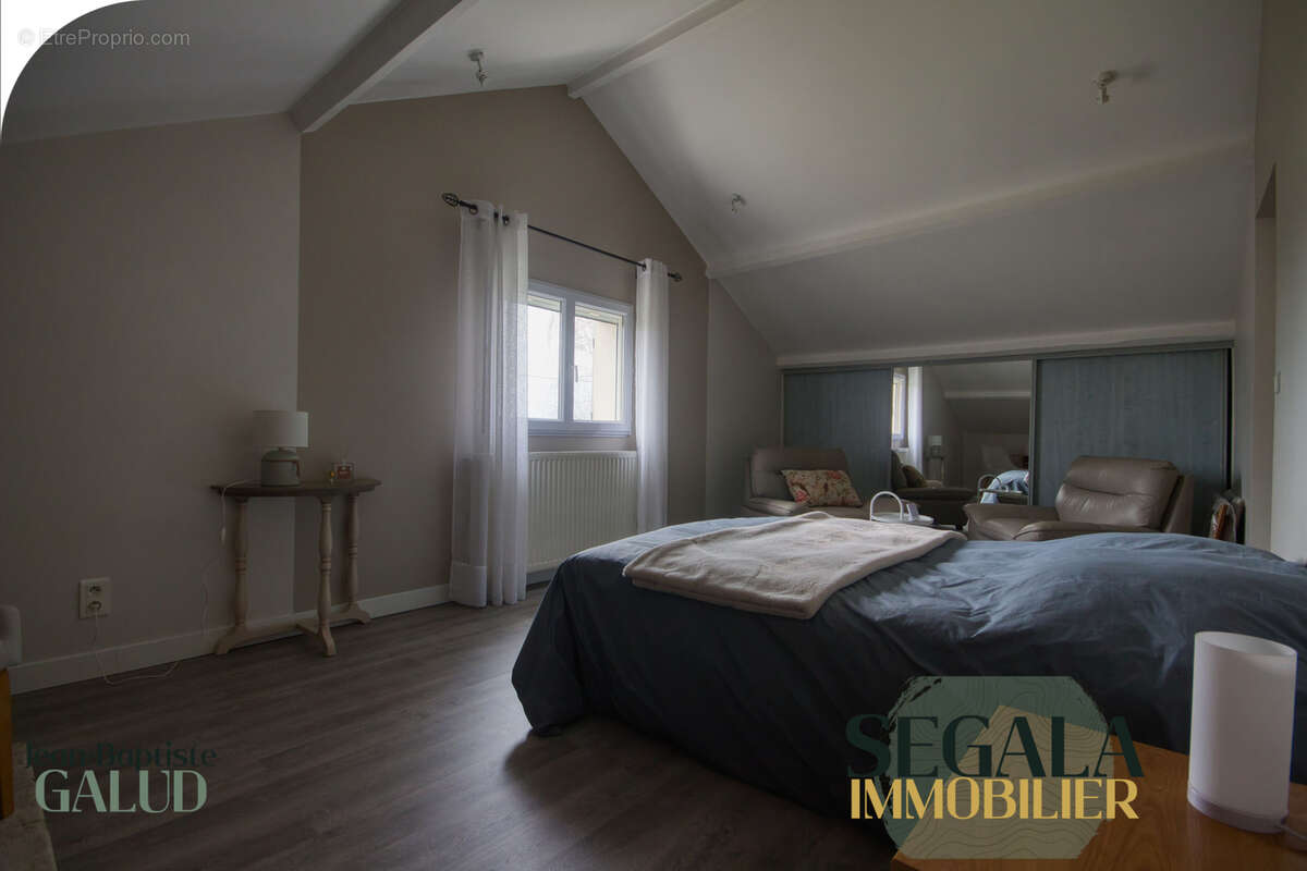Maison 183 m2 sur 6171 m2 de terrain plat - photo 6