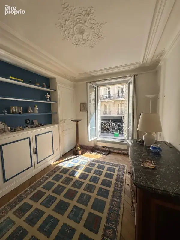 Appartement 4 pièces 59 m² à vendre à Paris-8e (75008) - photo 2