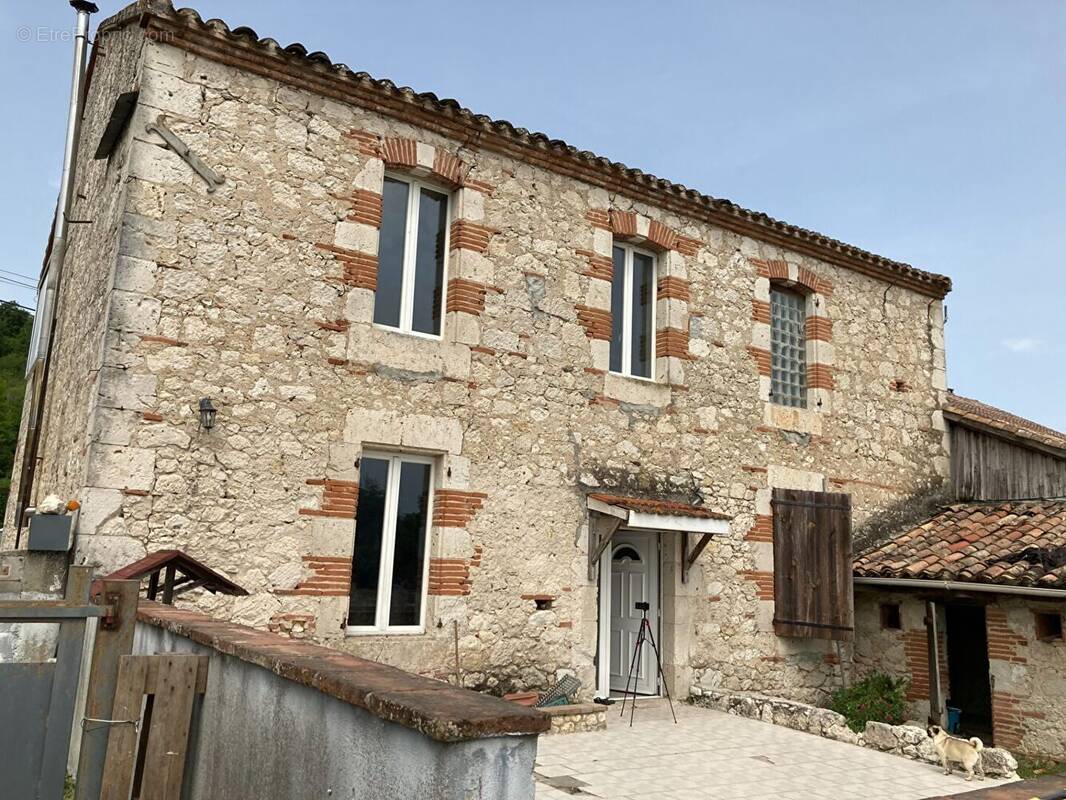 Maison à MALAUSE