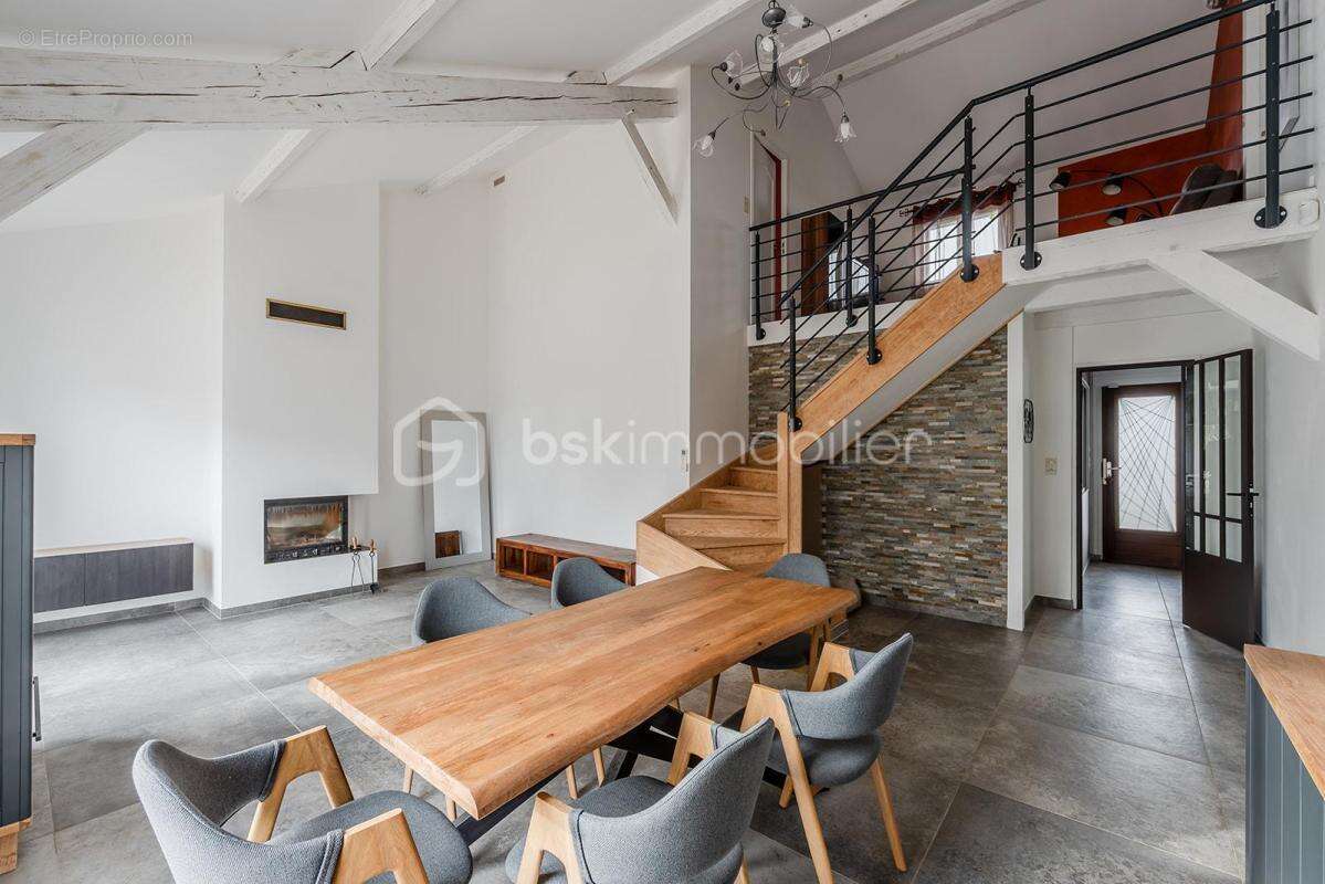 Maison à BALAN