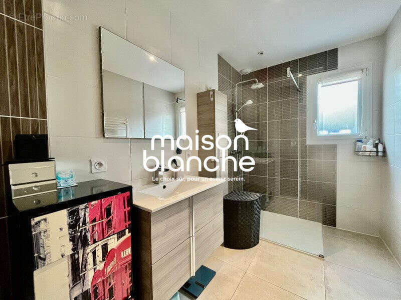 Maison à LE GUE-D&#039;ALLERE