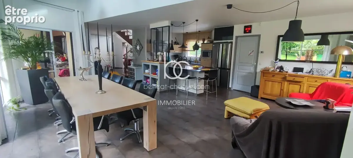 Maison Theix-Noyalo - 240 m2 hab - Terrain de 1270 m2 - photo 8