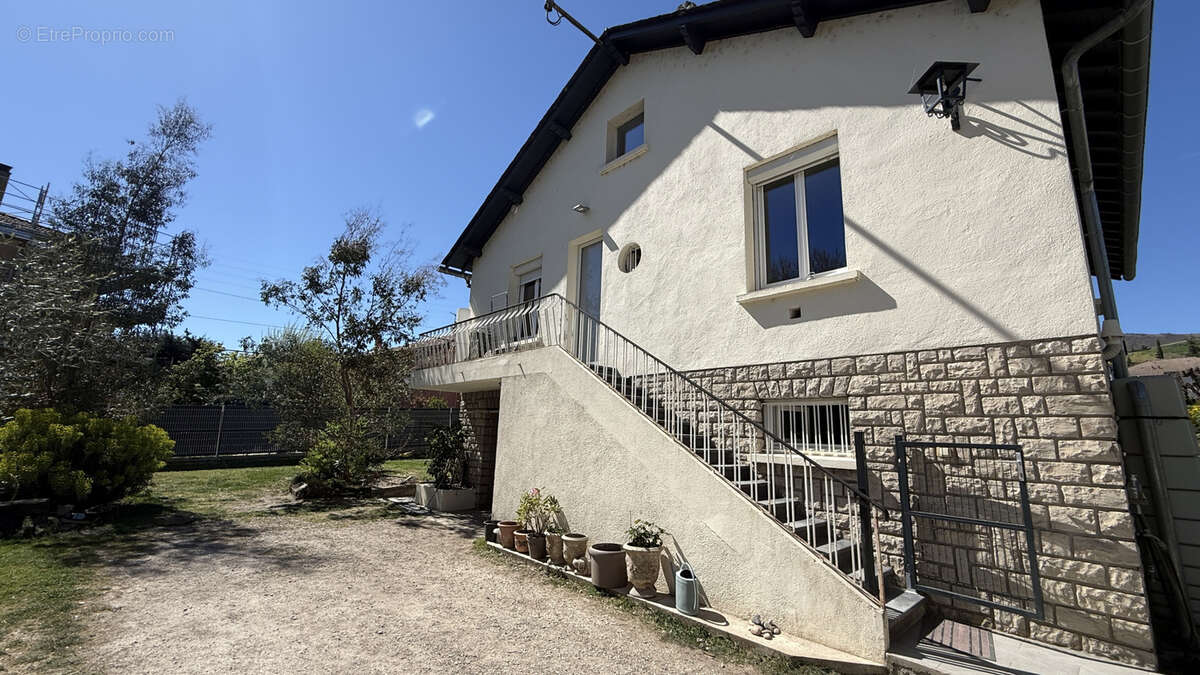 Maison à MILLAU