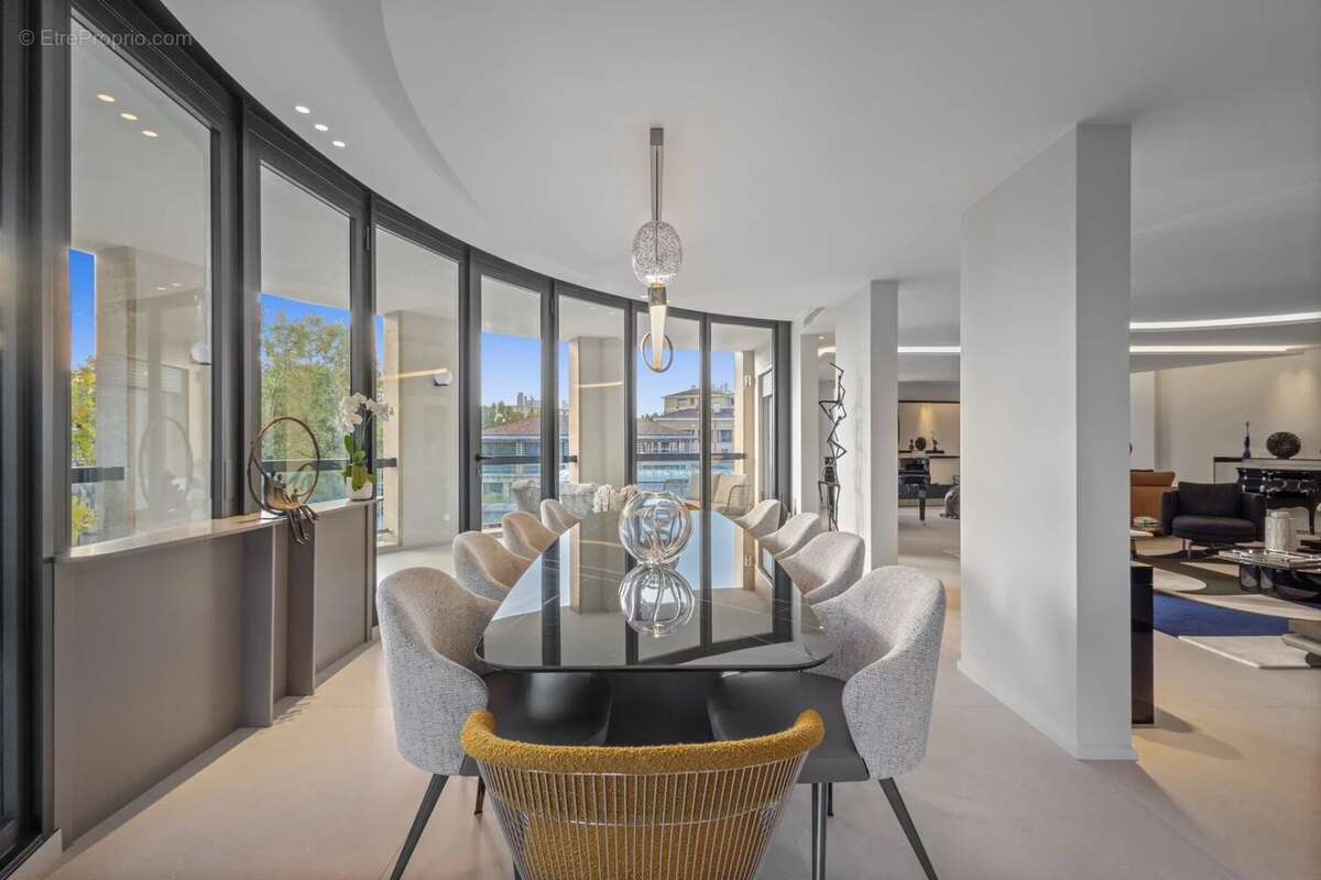 Appartement à AIX-EN-PROVENCE