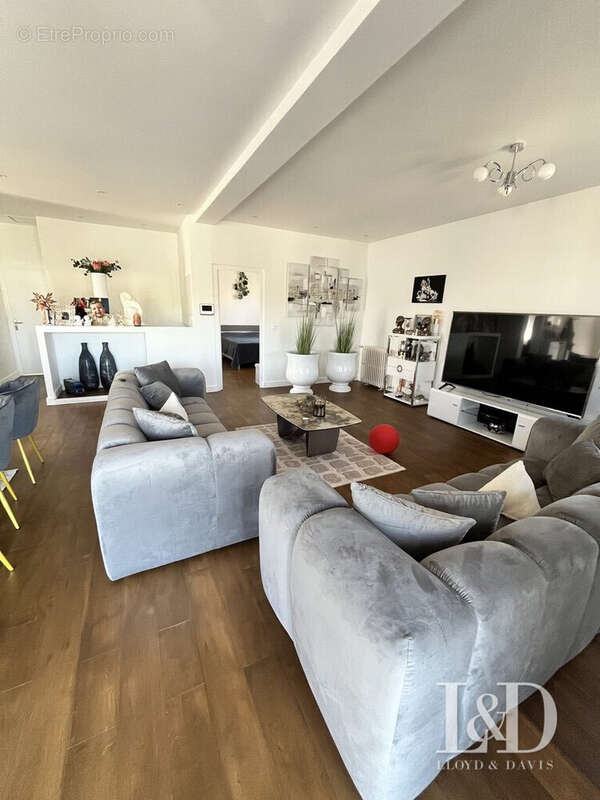 Maison à LE HAILLAN