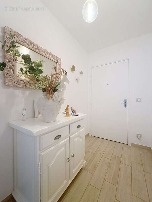 Appartement à L&#039;ISLE-D&#039;ABEAU