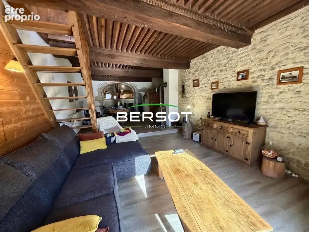 Vellerot-lès-Vercel Bâtisse de caractère de 300 m² avec espace bien-être - photo 4