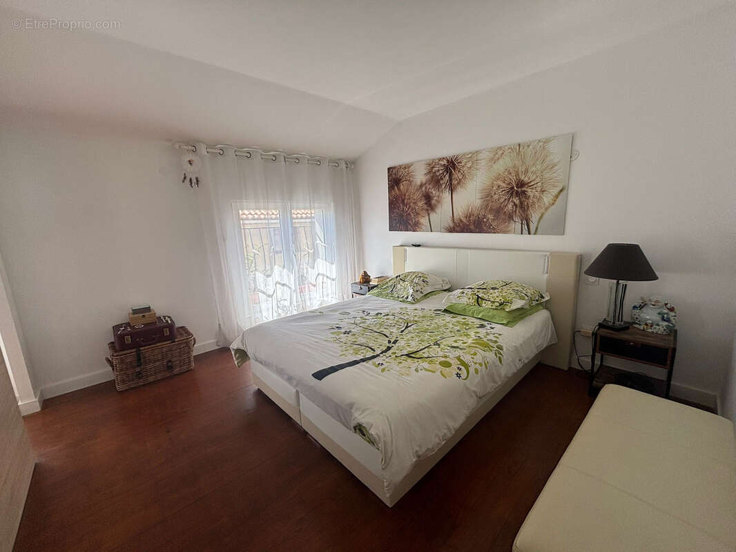 Appartement à COURSAN