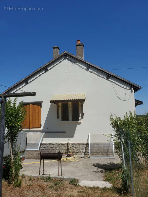 A 10 mn de Decize, maison habitable de suite - photo 3