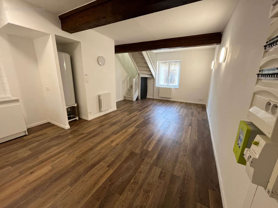 Appartement à SAINT-TRIVIER-SUR-MOIGNANS