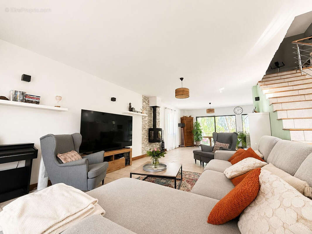 Maison Familiale de 164 m2 à Condé en plein coeur de la nature - photo 4