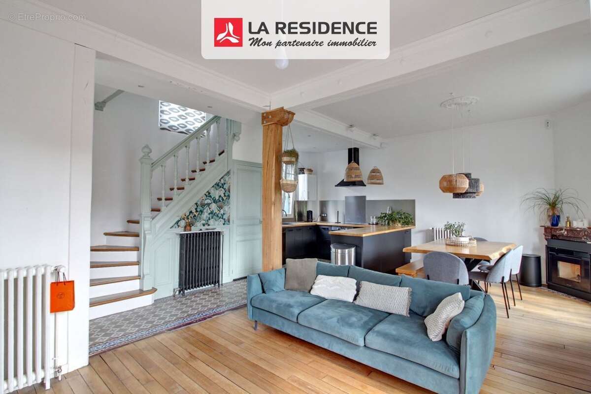 Maison à LES MUREAUX