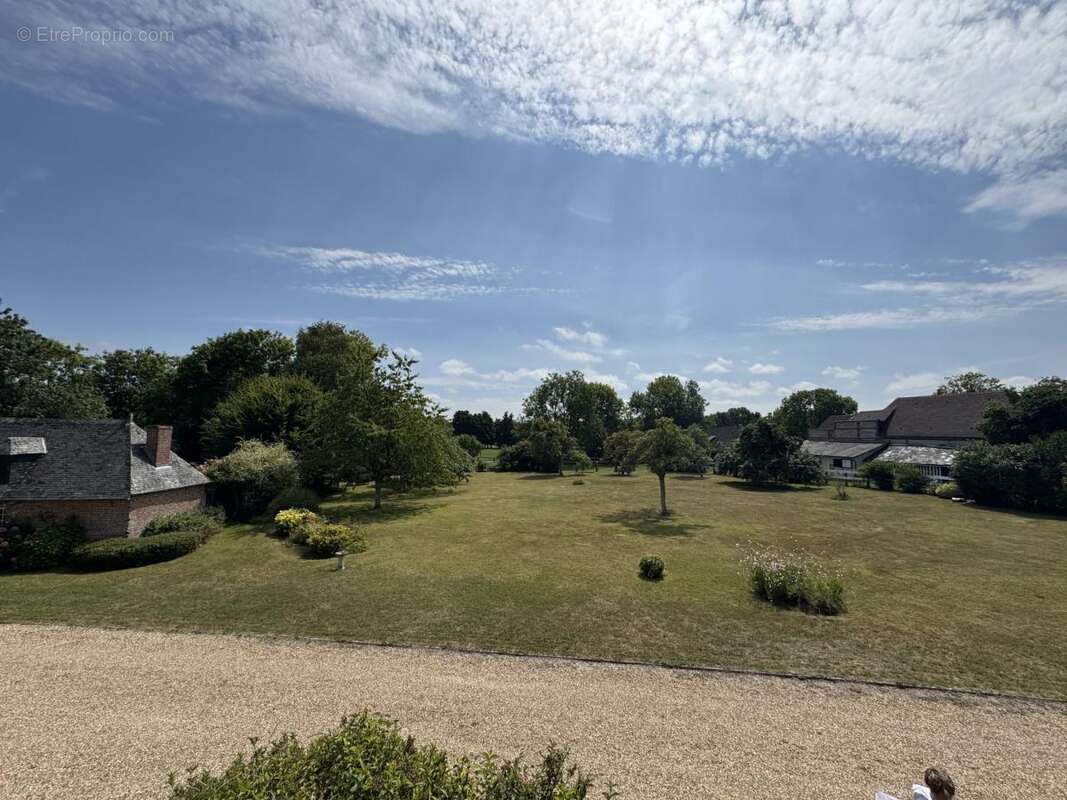 Maison 300 m² à Tourgeville  - photo 6
