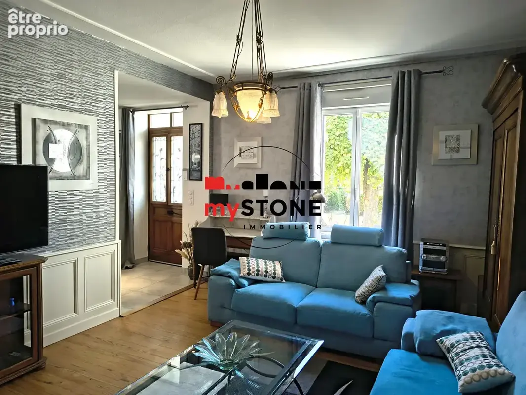 SAVIGNEUX - maison 135 m²  avec Veranda- 4 chambres- sur 1000 m² de terrain - photo 13