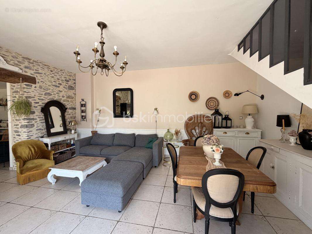 Maison 7 pièces 151m2 4 chambres - photo 4