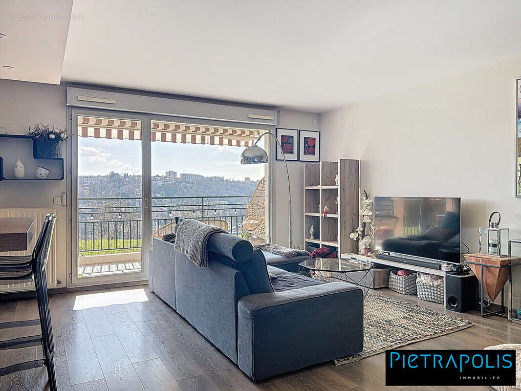 Appartement à LYON-9E